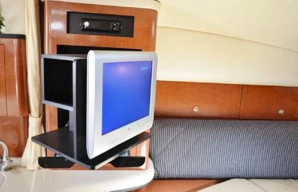 Slide: The Image of Sea Ray 320 Sundancer 2005 - 3