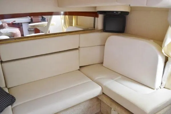 Slide: The Image of Sea Ray 320 Sundancer 2005 - 9