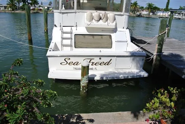 Slide: The Image of Wellcraft 46 Cockpit Motor Yacht 1994 - 3