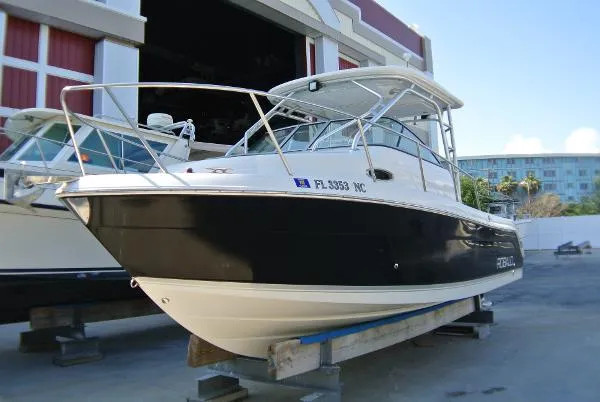 Slide: The Image of Robalo 245 Walkaround 2006 - 0