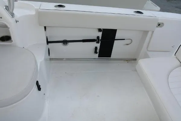 Slide: The Image of Robalo 245 Walkaround 2006 - 9