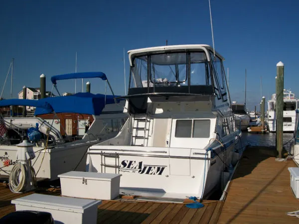 Slide: The Image of Tollycraft Hardtop Sports Cruiser 1990 - 0
