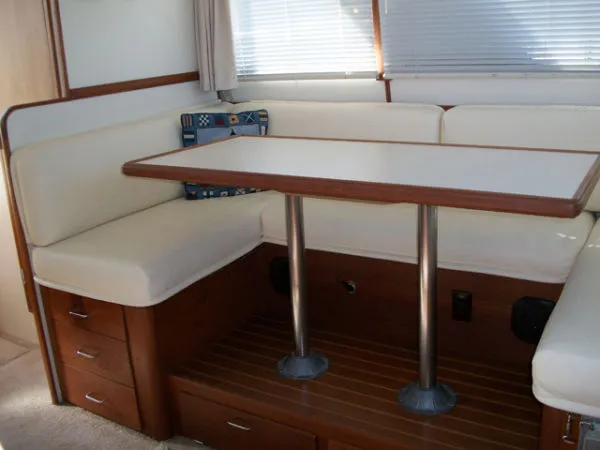 Slide: The Image of Tollycraft Hardtop Sports Cruiser 1990 - 2