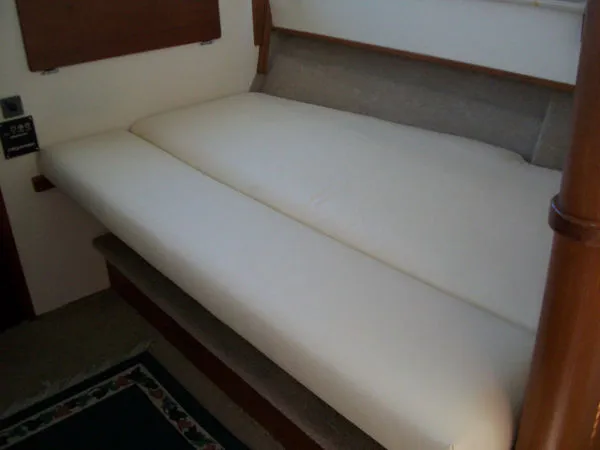 Slide: The Image of Tollycraft Hardtop Sports Cruiser 1990 - 5