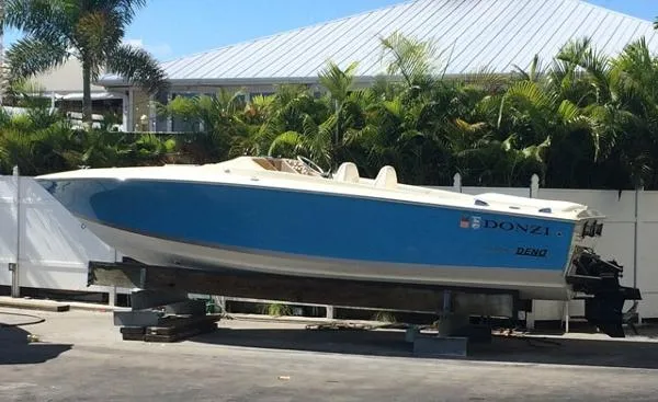 Slide: The Image of Donzi 24 Spirit 1975 - 6