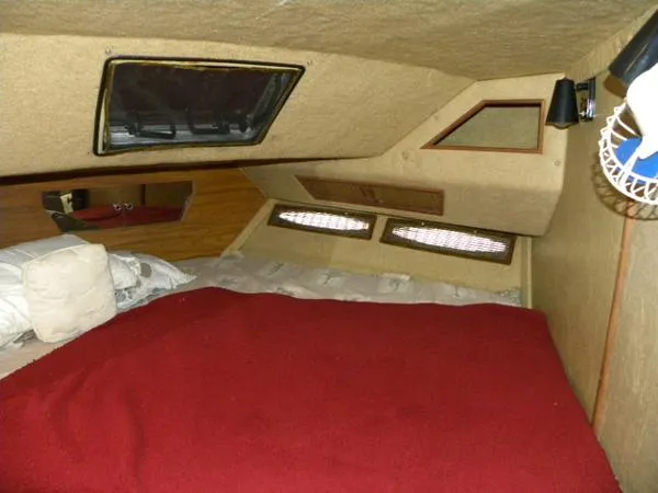 Slide: The Image of Sea Ray Sedan Bridge MY 1984 - 11