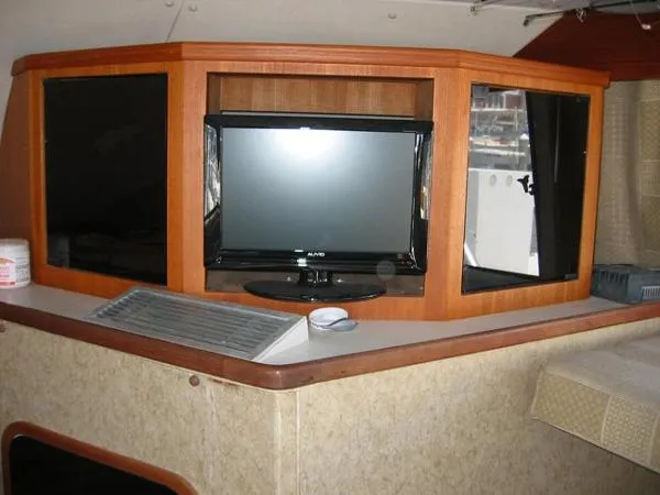 Slide: The Image of Phoenix Bass Boat Convertible 1988 - 3