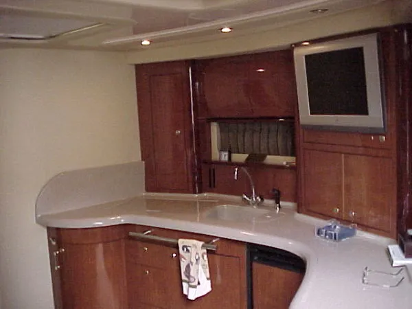Slide: The Image of Sea Ray 420 DA 2003 - 2
