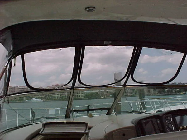 Slide: The Image of Sea Ray 420 DA 2003 - 6