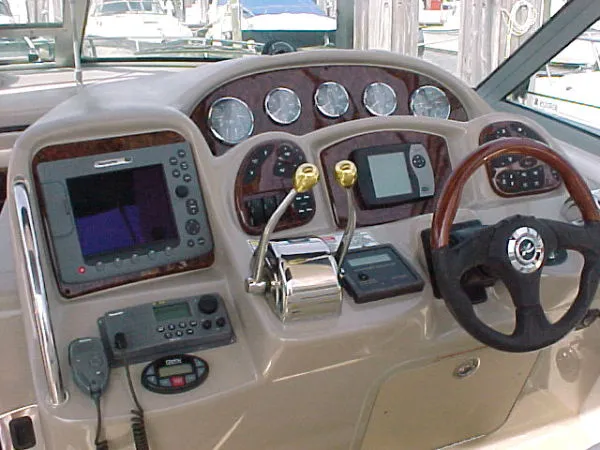 Slide: The Image of Sea Ray 34 SUNDANCER 2005 - 5