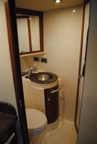 Slide: The Image of Sea Ray Sundancer Freshwater 2007 - 10