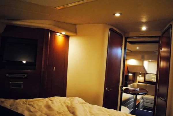 Slide: The Image of Sea Ray Sundancer Freshwater 2007 - 8