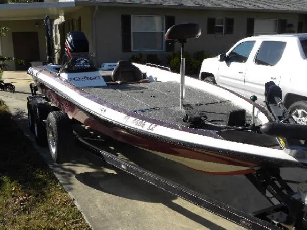 Slide: The Image of Cobra Viper Bass Boat 2002 - 0