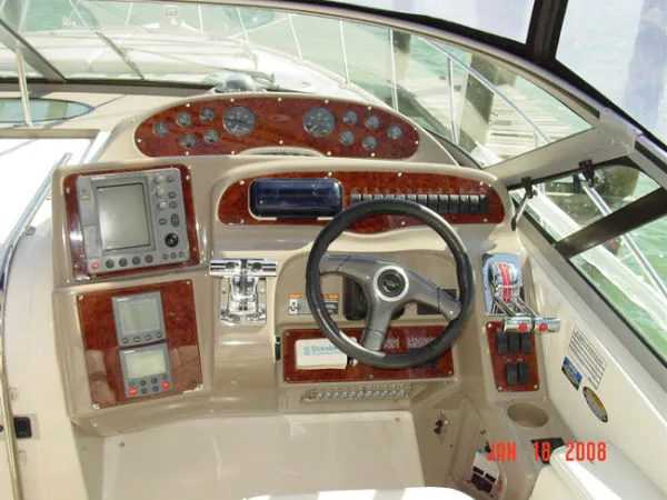 Slide: The Image of Maxum 3700 SCR 2001 - 7