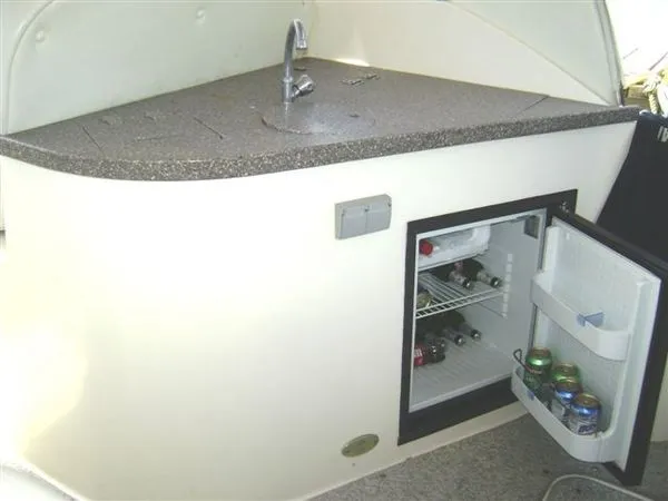Slide: The Image of Rinker *312 Fiesta Vee* 2005 - 10