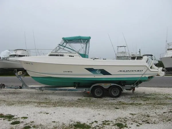 Slide: The Image of Aquasport 245 Explorer 1997 - 0
