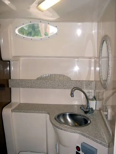 Slide: The Image of Rinker 340 Fiesta Vee 2000 - 2
