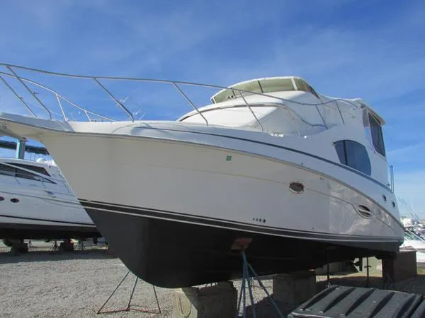 Slide: The Image of Silverton 35 Motor Yacht 2003 - 3