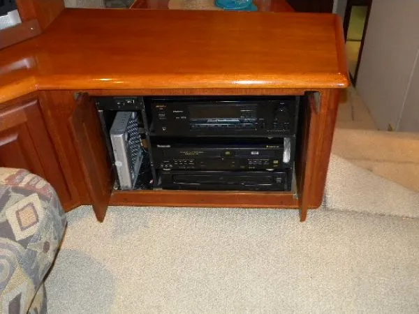 Slide: The Image of Viking 43 Convertible 1990 - 5