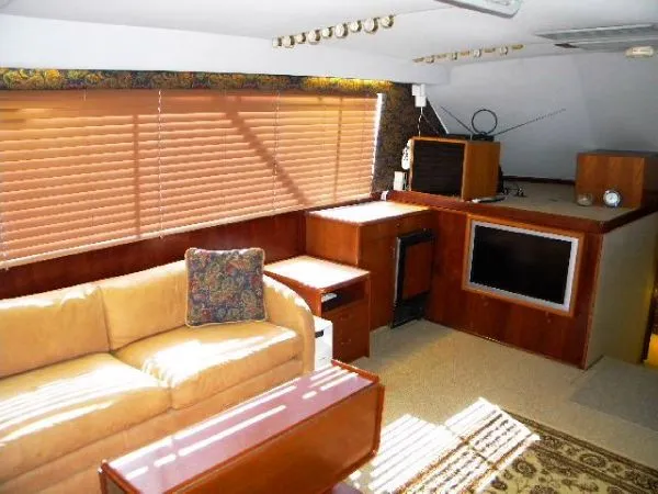 Slide: The Image of Ocean Yacht Custom 48 Supersport Customized 1988 - 3