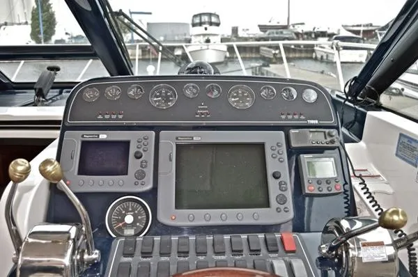 Slide: The Image of Tiara 3200 Open 2005 - 10