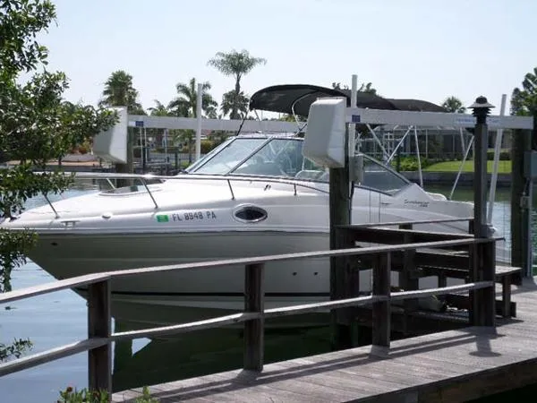 Slide: The Image of Sea Ray 240 Sundancer 2010 - 6
