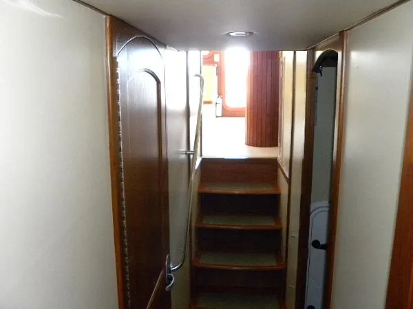 Slide: The Image of Nordhavn 40 Pacific Seacraft 2002 - 4