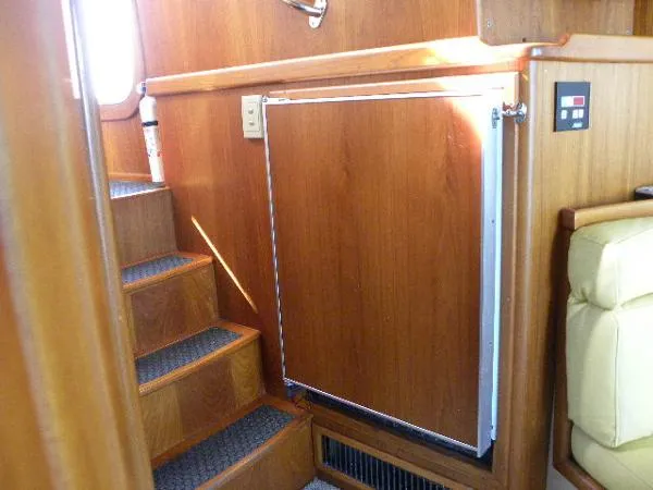 Slide: The Image of Nordhavn 40 Pacific Seacraft 2002 - 7