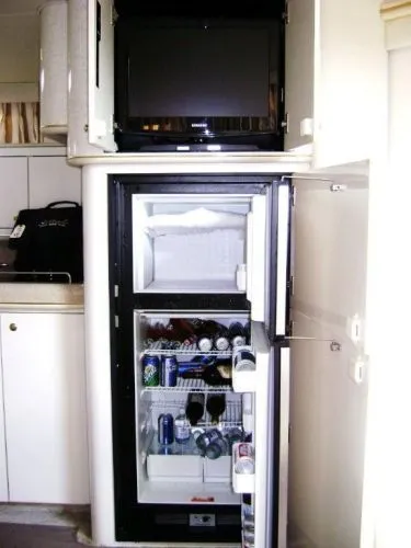 Slide: The Image of Sea Ray 450 Sundancer / 411 Hours! 1997 - 4