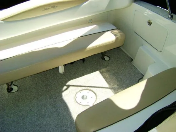 Slide: The Image of Sea Ray 280 Sundancer 2008 - 6