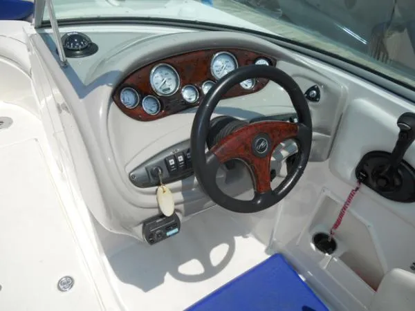 Slide: The Image of Monterey 248 LS Montura 2006 - 9