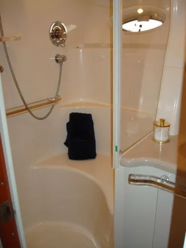 Slide: The Image of Sea Ray 540 Sundancer 2000 - 9