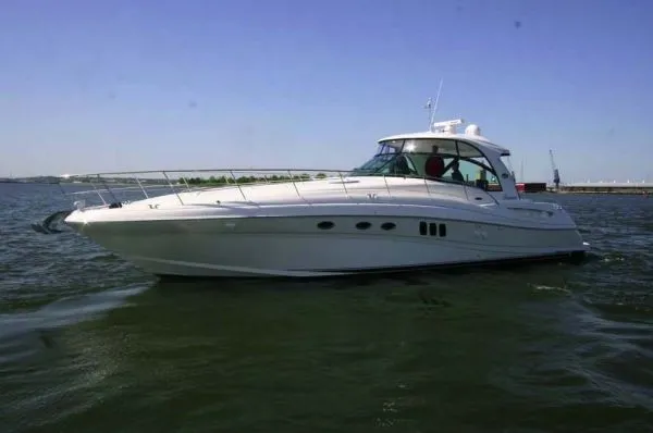 Slide: The Image of Sea Ray *52 Sundancer* 2007 - 11