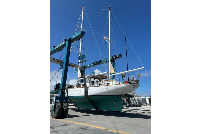 Slide: The Image of Alden Boothbay Explorer 1971 - 83