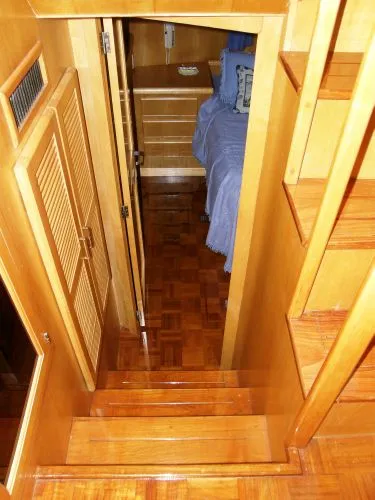 Slide: The Image of Novatec Embassy Sundeck Cruiser 1992 - 10