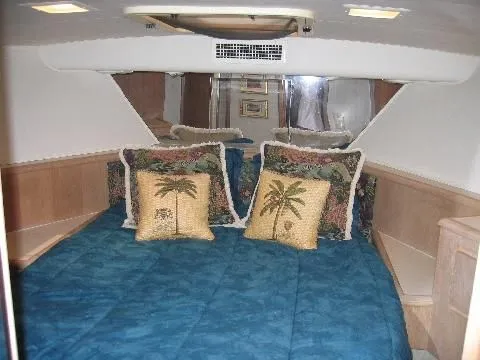 Slide: The Image of Hatteras Cockpit Motor Yacht 1995 - 4
