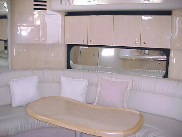 Slide: The Image of Sea Ray Sundancer 2000 - 2