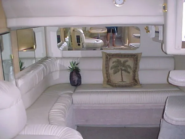 Slide: The Image of Sea Ray Sundancer 2000 - 4