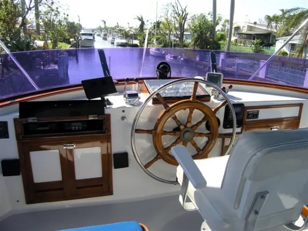 Slide: The Image of DeFever "Stabilized" Awlgripped Cruiser 1983 - 1