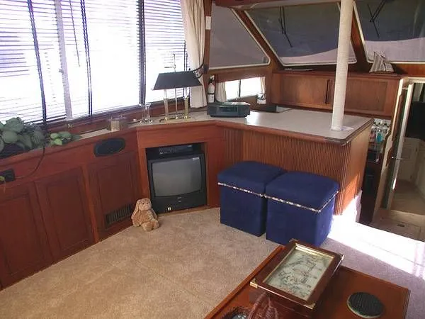 Slide: The Image of Tollycraft 44 Cockpit MY 1989 - 1