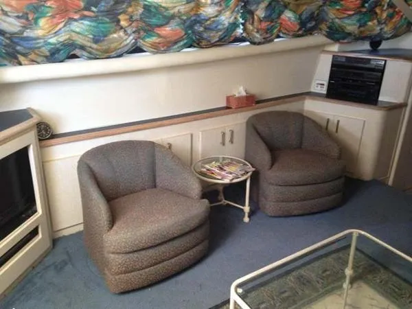 Slide: The Image of Wellcraft Cockpit Motoryacht 1995 - 1