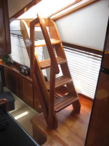 Slide: The Image of Navigator 57 Flybridge Cruiser 2003 - 3