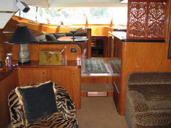 Slide: The Image of Johnson Enclosed Flybridge 2003 - 1