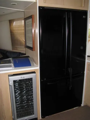 Slide: The Image of Hatteras Convertible 1998 - 4
