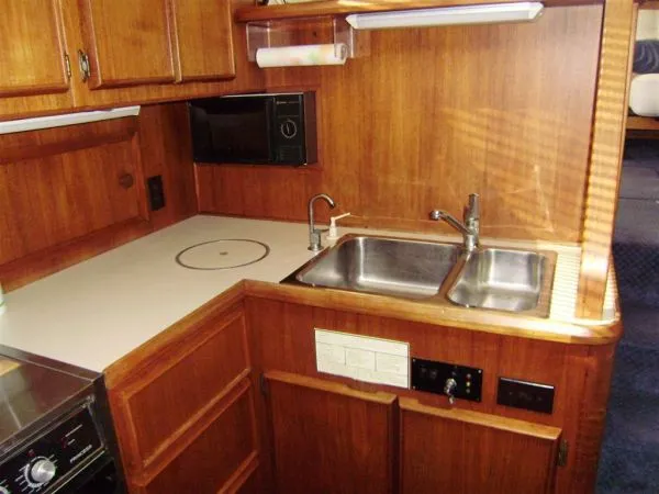 Slide: The Image of Chris-Craft 480 Corinthian 1986 - 4