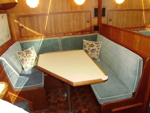 Slide: The Image of Chris-Craft 480 Corinthian 1986 - 5