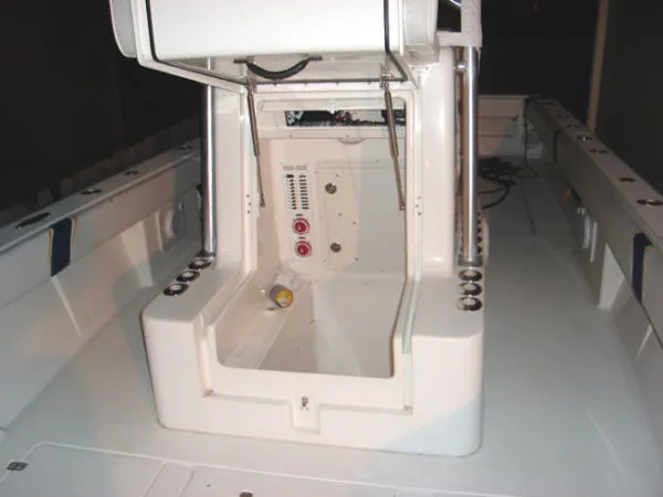Slide: The Image of SeaVee 320B 2006 - 4
