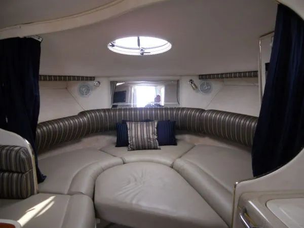 Slide: The Image of Monterey Cabin Express Cruiser 2000 - 3