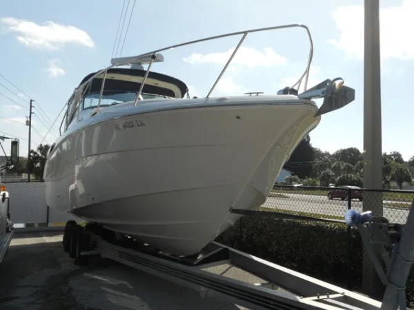 Slide: The Image of Monterey Cabin Express Cruiser 2000 - 8