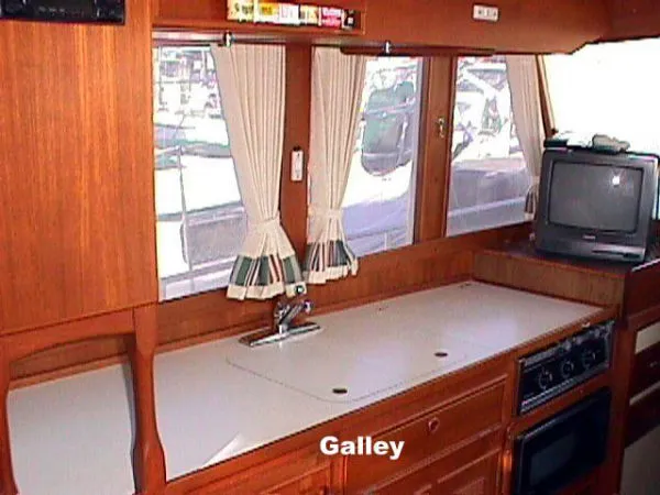 Slide: The Image of Grand Banks 36 Classic 1991 - 2